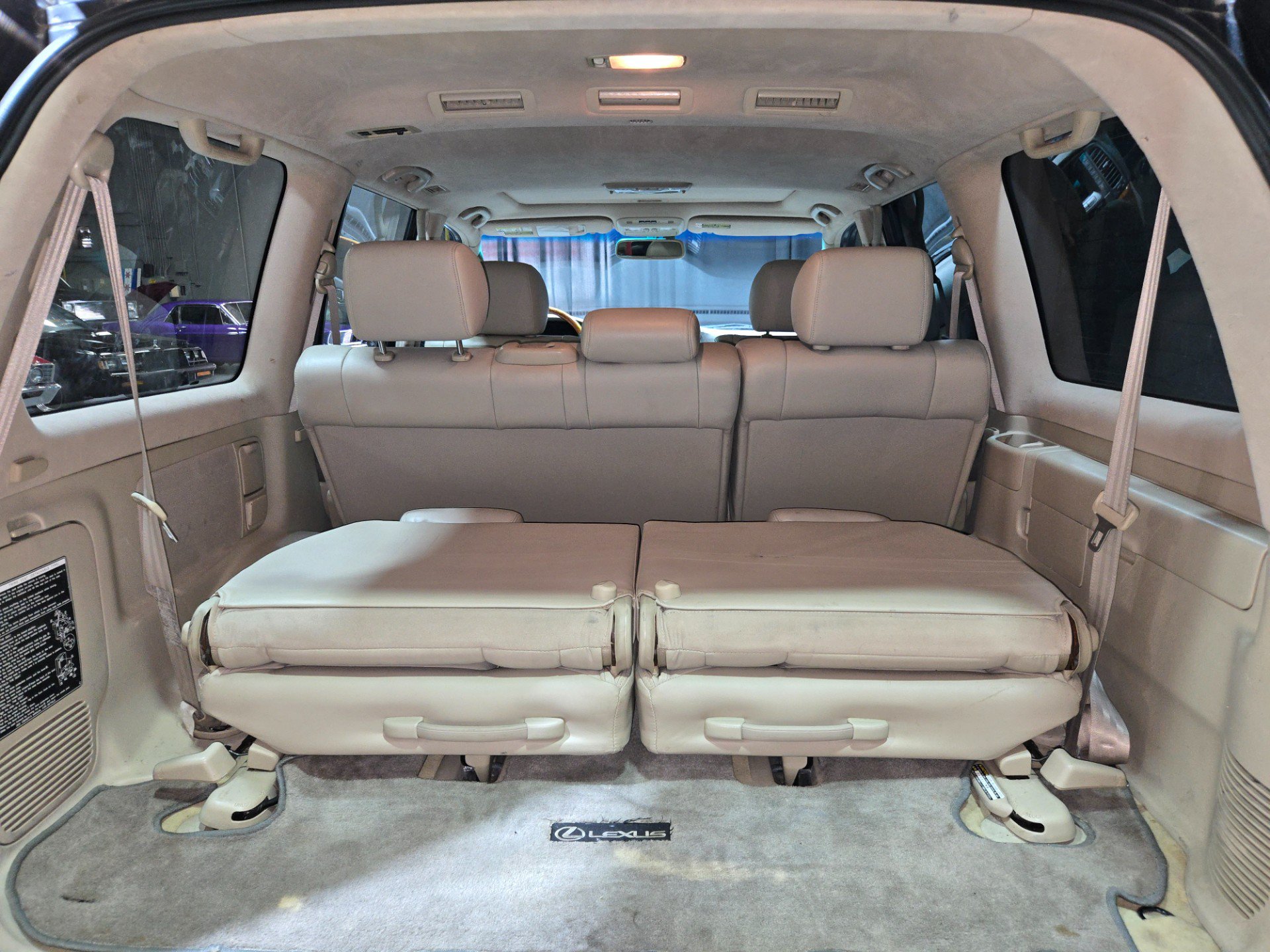Used 2004 Lexus LX 470 4WD image 73