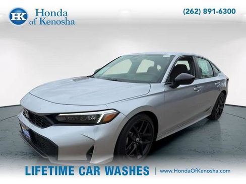 Used 2025 Honda Civic Sport image 3