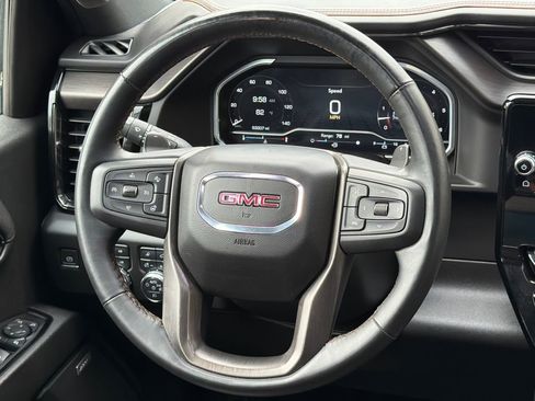 Used 2023 GMC Sierra 1500 AT4 w/ Technology Package AWD/4WD image 13