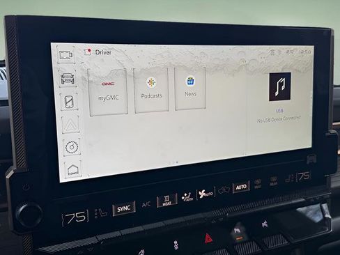 Used 2025 GMC Hummer EV 3X image 44