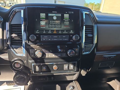 Used 2023 Nissan Titan Platinum Reserve w/ Moonroof Package image 22