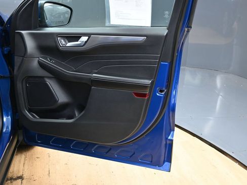 Used 2022 Ford Escape Titanium AWD/4WD image 41