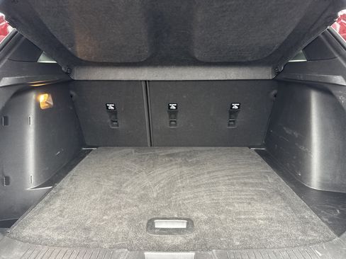 Certified 2024 Chevrolet Trax RS w/ Sunroof Package image 31