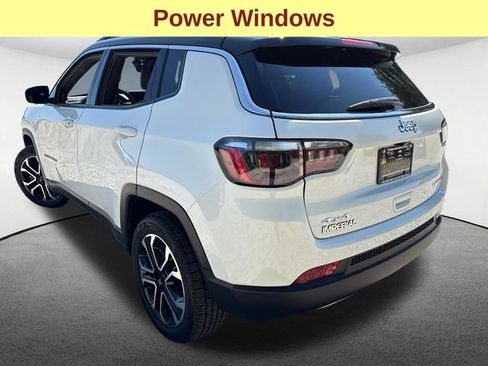 Used 2023 Jeep Compass Limited AWD/4WD image 10