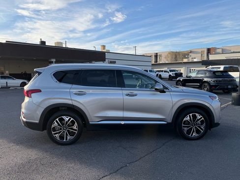 Used 2020 Hyundai Santa Fe SEL image 2