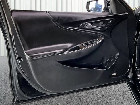 Used 2019 Chevrolet Malibu Premier w/ Sun and Wheel Package FWD image 19
