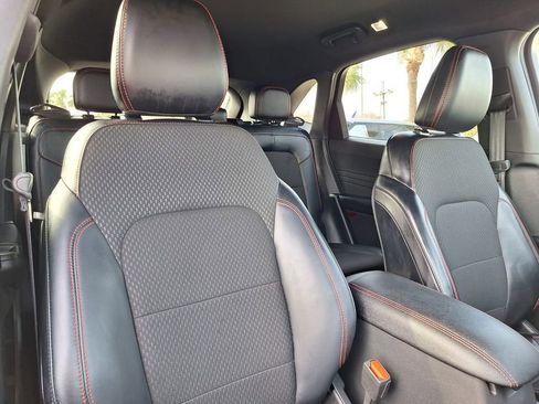 Used 2024 Ford Escape ST-Line image 27