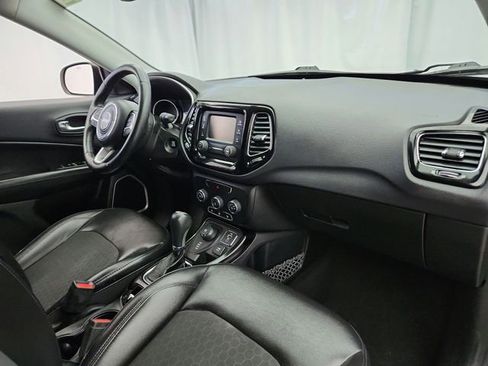 Used 2018 Jeep Compass Latitude AWD/4WD image 51