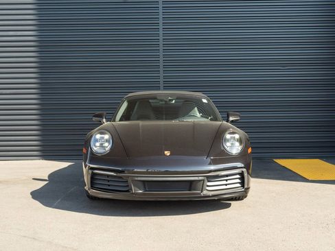 Used 2021 Porsche 911 Carrera RWD image 6