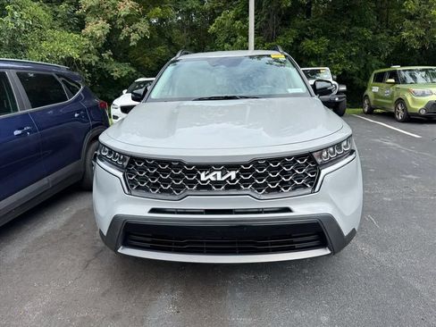 Certified 2023 Kia Sorento S AWD/4WD image 10