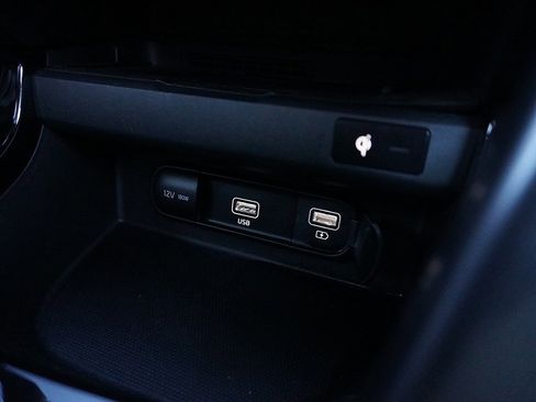 Used 2023 Kia Seltos EX image 52