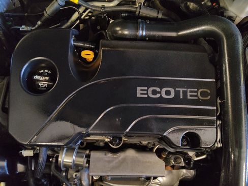 Used 2019 Chevrolet Equinox Premier image 30