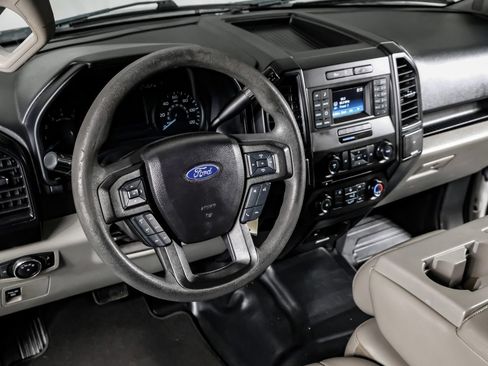 Used 2017 Ford F150 XL w/ Equipment Group 101A Mid RWD image 15
