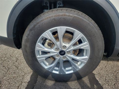 Used 2023 Ford Escape Active w/ Cold Weather Package FWD image 5