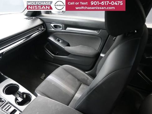 Used 2023 Honda Civic Sport image 11