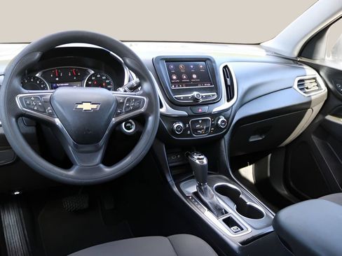 Used 2021 Chevrolet Equinox LT FWD image 14