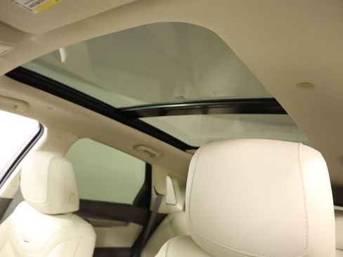 Used 2023 Cadillac XT5 Premium Luxury w/ Technology Package image 15