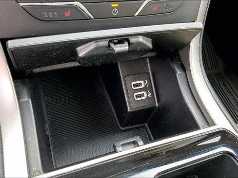 Certified 2020 Ford Edge SEL FWD image 30