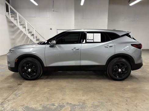 Used 2025 Chevrolet Blazer LT w/ Driver Confidence Package image 4