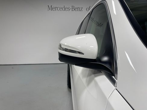 Used 2024 Mercedes-Benz GLS 450 4MATIC image 12