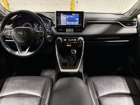 Used 2019 Toyota RAV4 XLE Premium w/ Advanced Technology Package AWD/4WD image 10