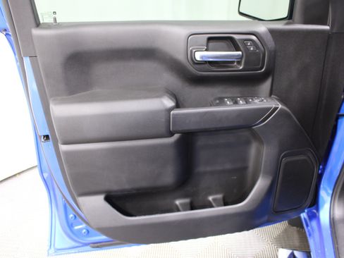 Used 2025 Chevrolet Silverado 1500 Custom AWD/4WD image 6