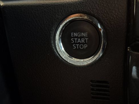 Used 2023 Toyota 4Runner TRD Off-Road AWD/4WD image 23