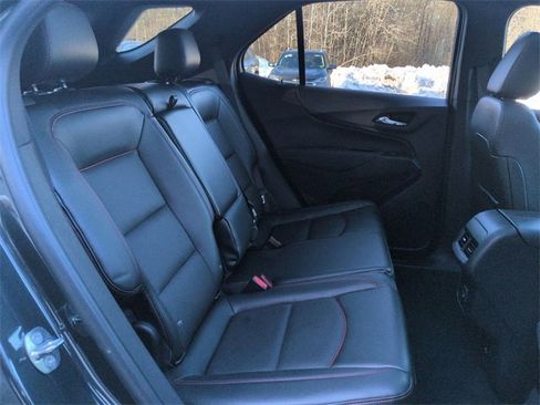 Used 2023 Chevrolet Equinox RS w/ RS Leather Package image 28