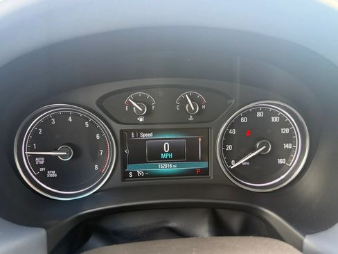 Used 2019 Buick Enclave Essence FWD image 11