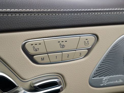 Used 2015 Mercedes-Benz S 550 Sedan image 14