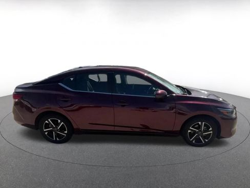 Used 2025 Nissan Sentra SV FWD image 15