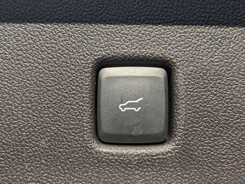 New 2026 Ford Escape SE w/ PHEV Premium Package FWD image 30