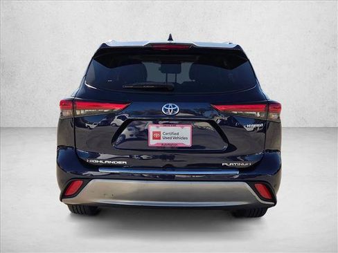 Used 2021 Toyota Highlander Platinum image 7