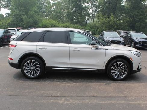 Certified 2023 Lincoln Corsair Reserve w/ Equipment Group 201A AWD/4WD image 2