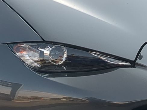 Used 2023 MAZDA MX-5 Miata Grand Touring image 9