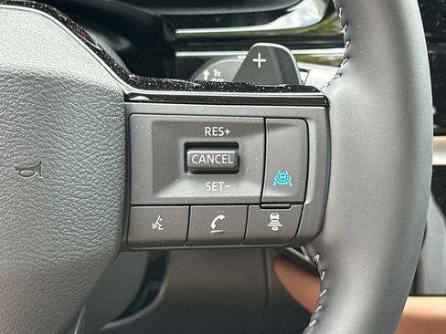 New 2026 Nissan Pathfinder Platinum FWD image 27