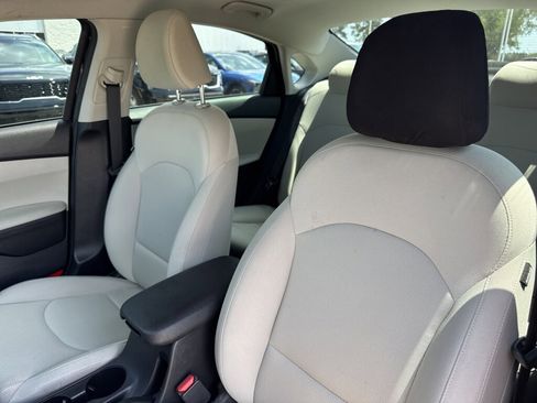 Certified 2023 Kia Forte LXS FWD image 24