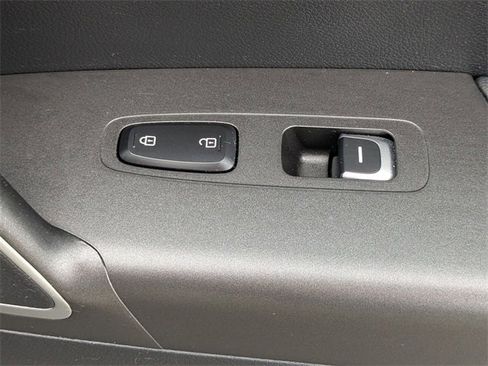 Used 2020 Kia Sportage LX image 35