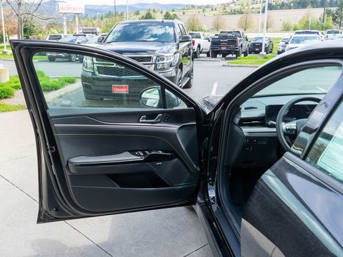 New 2026 Kia K5 GT FWD image 16