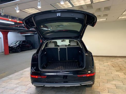 Used 2023 Audi Q5 2.0T Premium w/ Convenience Package image 43