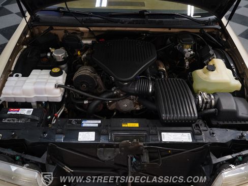 Used 1996 Buick Roadmaster Estate RWD image 33