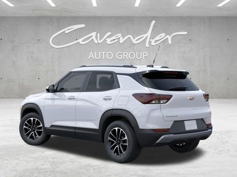 New 2026 Chevrolet TrailBlazer LT w/ Convenience Package FWD image 3