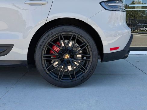 Certified 2023 Porsche Macan GTS AWD/4WD image 14