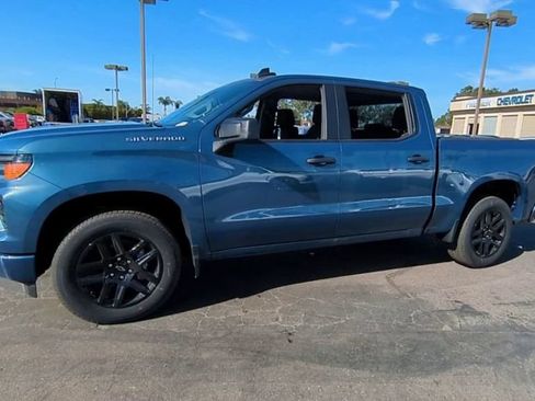 Used 2024 Chevrolet Silverado 1500 Custom RWD image 4