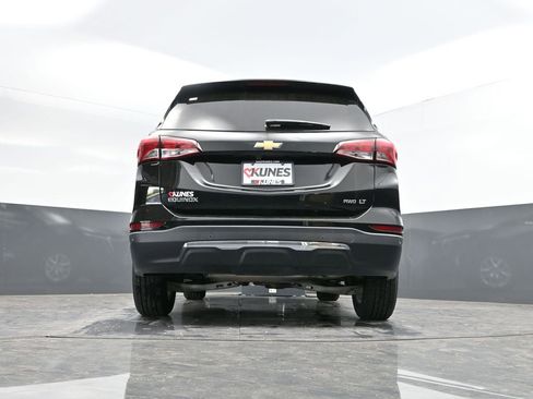 Used 2024 Chevrolet Equinox LT image 36