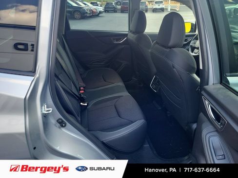 Certified 2023 Subaru Forester Premium AWD/4WD image 11