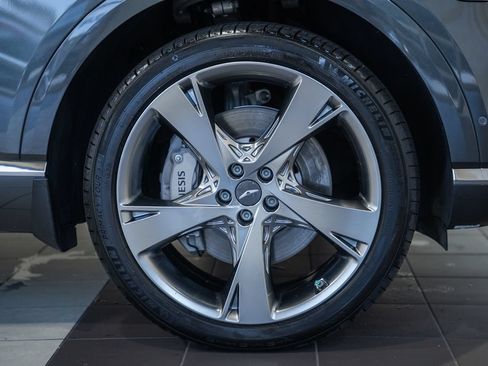 Used 2024 Genesis GV80 3.5T w/ Prestige Package AWD/4WD image 15