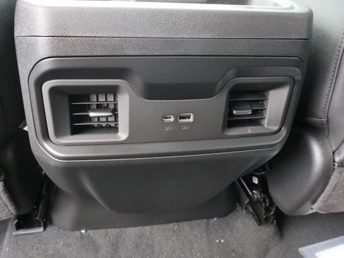 New 2026 Chevrolet Silverado 1500 RST w/ Redline Edition AWD/4WD image 23