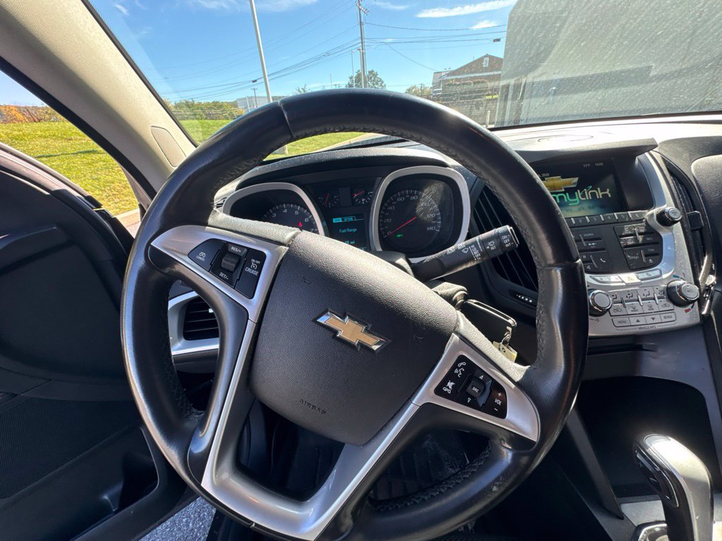 Used 2015 Chevrolet Equinox LT w/ Driver Convenience Package AWD/4WD image 16