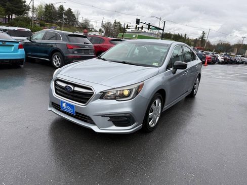 Used 2019 Subaru Legacy 2.5i AWD/4WD image 2